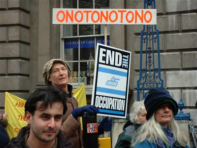 Jewish protestors for the end of Palestinian Occupation