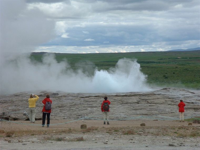 Geysir trying to erupt