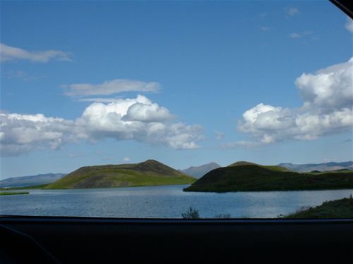 Pseudo-craters in Lake M�vatn