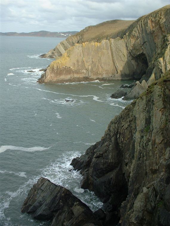 On top of Baggy Point, looking north