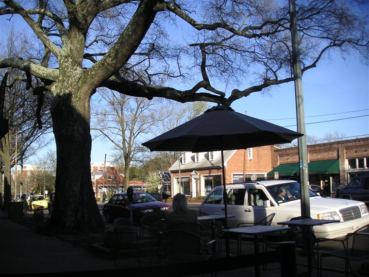 The scene on Franklin Street a few days before...