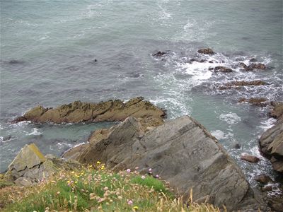 Crazy over-the-edge photos from the top of Baggy Point
