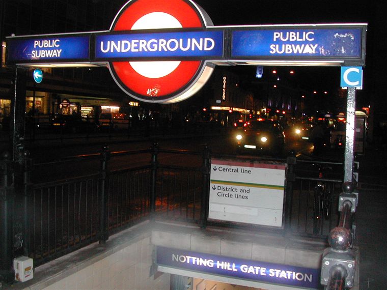 18: Notting Hill Gate
