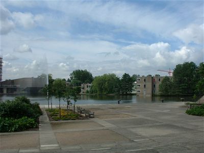 looking across vanbrugh "paradise" - on the left across the lake is the big lecture theatre of the electronics department, on the right across the lake is goodricke college